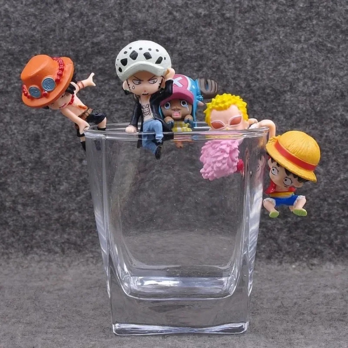 One Piece Chopper Luffy Law Do - Capsule Toy Gashapon recensie en prijs